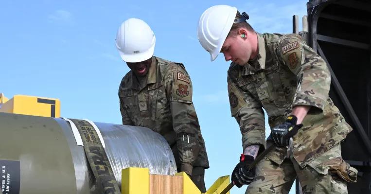 Así es la GBU-57, la bomba de EEUU diseñada para destruir búnkeres nucleares