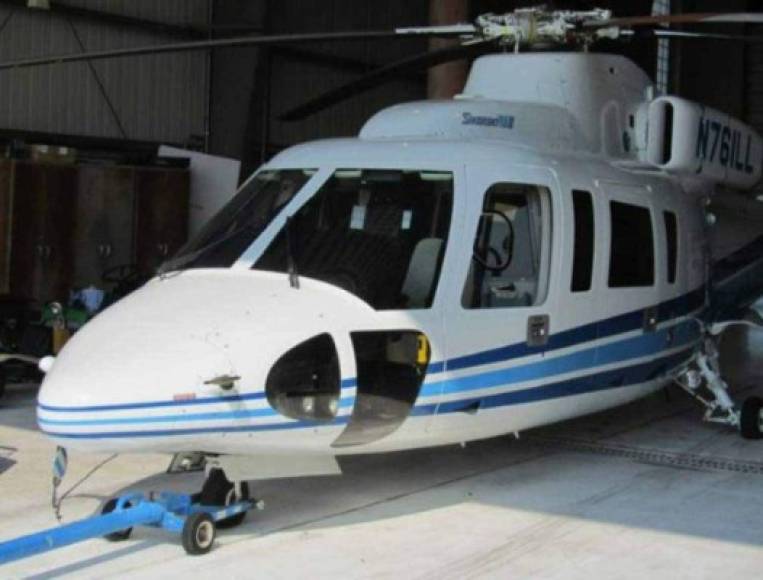 El modelo S-76B fue diseñado por Sikorsky Aircraft Corporation y fabricado en 1991. Cuenta con dos motores, así como un rotor principal y uno de cola de cuatro aspas. Es de tamaño medio y cuenta con tren de aterrizaje retráctil.