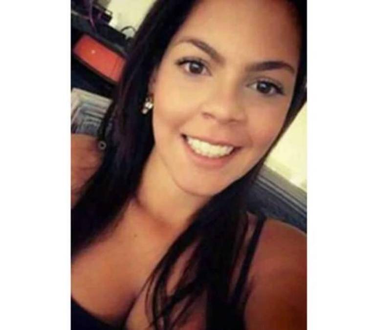 Ella es Beatriz Souza, a quien Ronaldinho conoció en 2016.