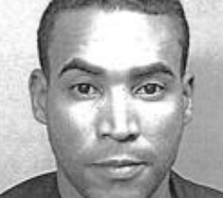 Don Omar fue detenido por violencia doméstica en septiembre de 2014. Tuvo que enfrentar las acusaciones de su entonces novia, quien lo acusó de haberla maltratado. La mujer después retiró los cargos.<br/><br/>