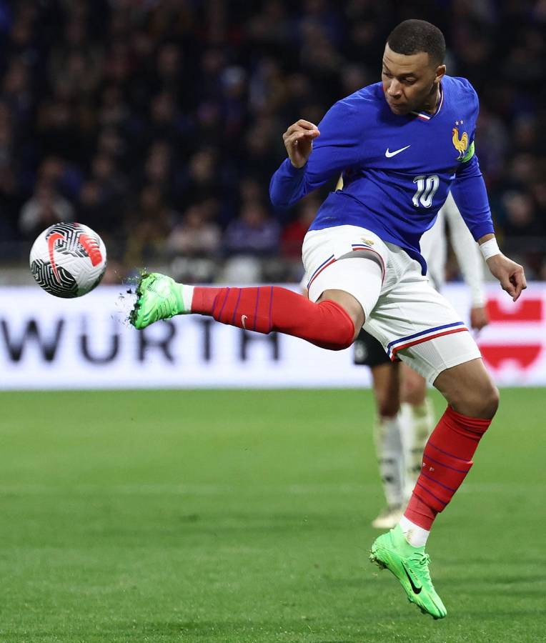 Mbappé durante el partido amistoso de Francia contra Alemania.