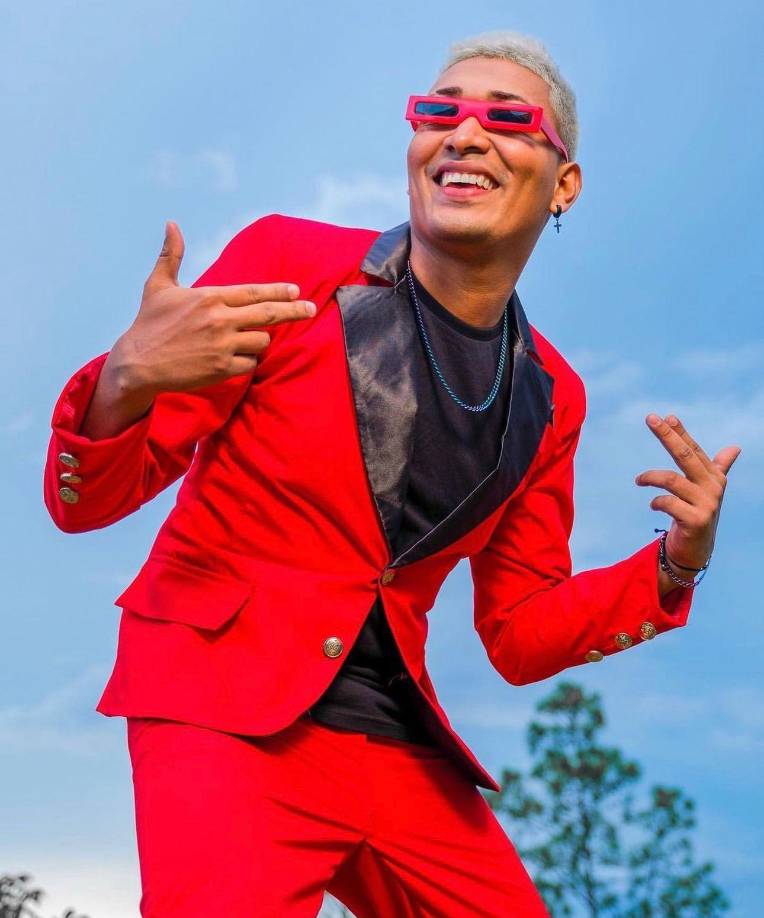 ”Eres un trigueño hermoso”, “Sin filtro te ves más bonito”, fueron otros comentarios que dejaron sus seguidores en su video en redes sociales.