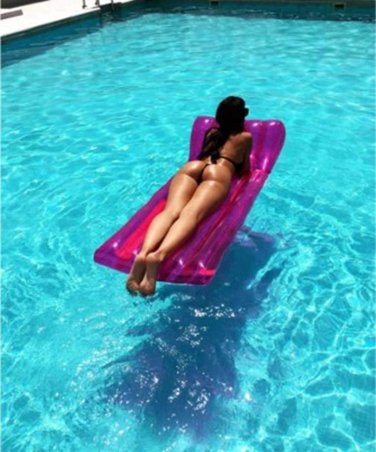 Sin embargo, es la protagonista de un gran revuelo en Portugal a raíz de la aparición de unas 'fotos prohibidas' de su pasado.