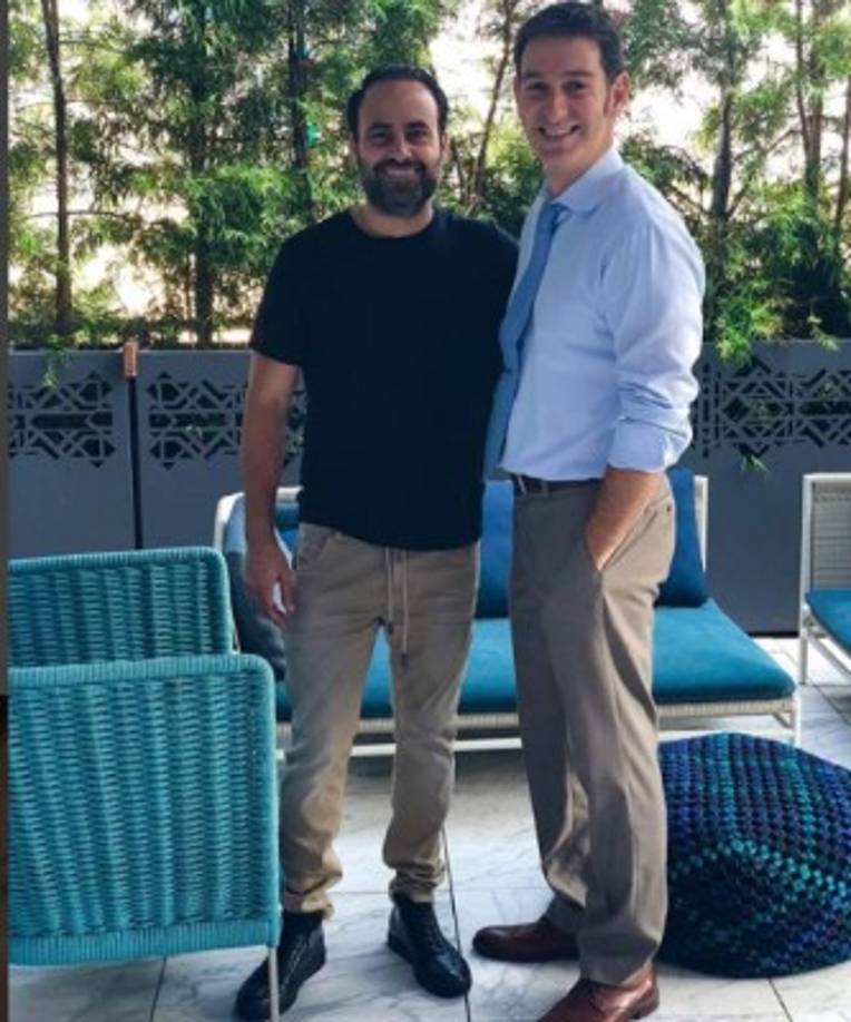 Benjamin Talei tiene 41 años de edad, 12 años mayor que Belinda.