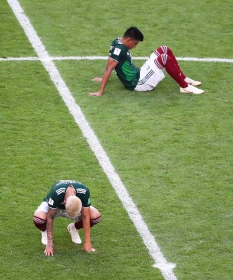 Los seleccionados de México lamentaron la eliminación y se les vio destrozados tras la caída en octavos de final.