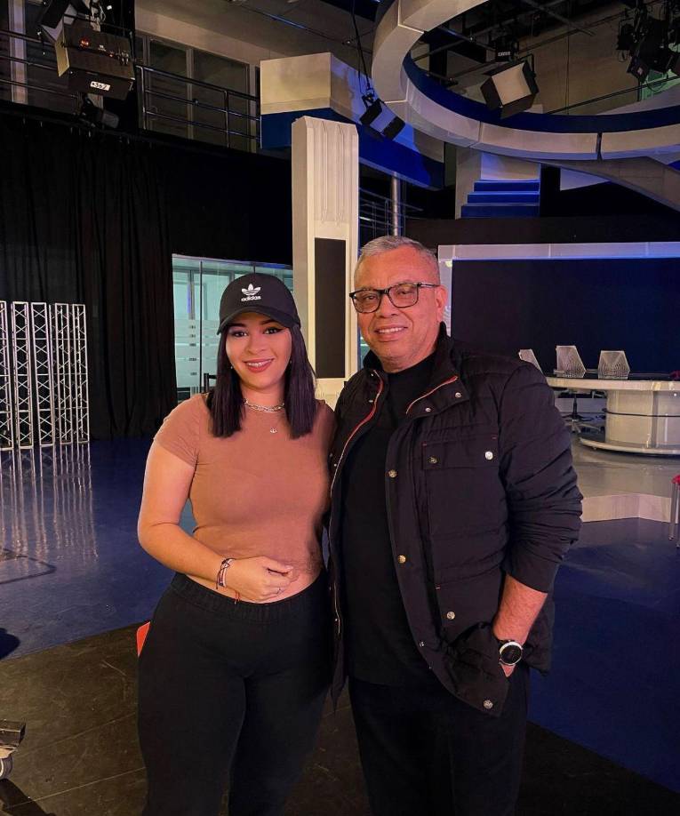 Uno de los rostros que estará presente en el evento TikTok Gol organizado por los tiktokers es la guapa Michelle Lainez. Esta carismática joven empezó a ser seguida por decenas de hondureños desde el 2020 por sus ocurrentes videos de imitación de Don Eduardo Maldonado de HCH.