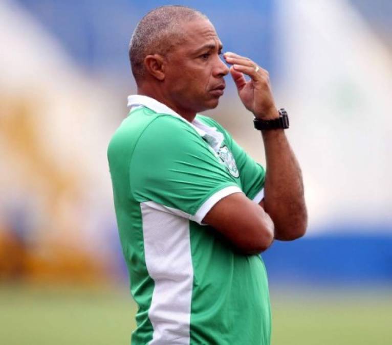 El entrenador hondureño Reynaldo Clavasquín es uno de los candidato que maneja el Juticalpa FC para su banquillo. Dirigió recientemente al Villanueva en la Liga de Ascenso.