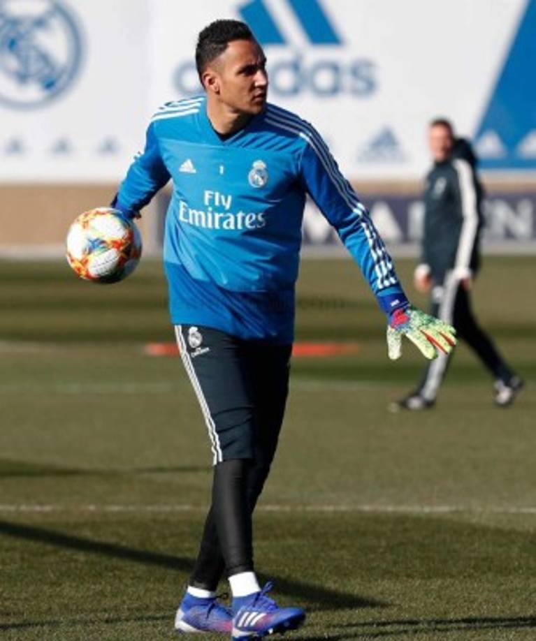 El portero Keylor Navas mostró su seriedad en el entrenamiento del Real Madrid luego de la pelea entre Nacho y Ceballos. Al parecer el tico sería titular ante Girona.