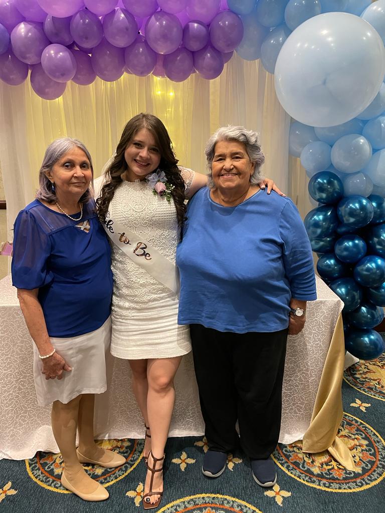 Tarde de café en honor a Candy por su despedida de soltería