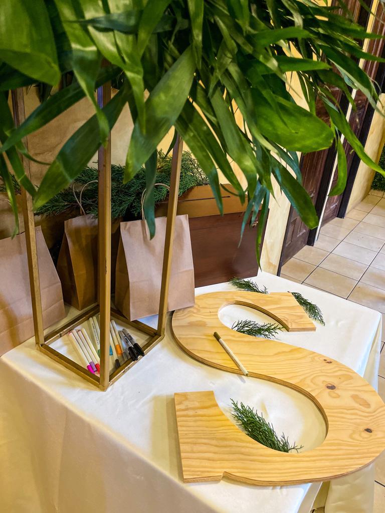 Valerie Peralta de Tróchez es agasajada por su baby shower