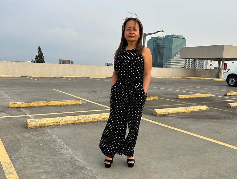 En principio, según Luis Castro, Kevin Malouf pretendía introducir el cadáver de Roque en una maleta, pero para eso era necesario fracturarle las piernas y brazos, algo a lo que, según su testimonio, se negó y le propuso colocarlo en un bote, como finalmente lo hicieron.