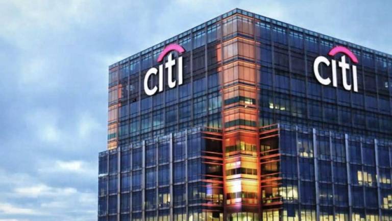Citi ofrece a personas, corporaciones, gobiernos e instituciones una amplia gama de productos, servicios financieros y otros.