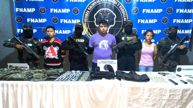 Siendo presentados en las instalaciones de la Fnamp en San Pedro Sula.