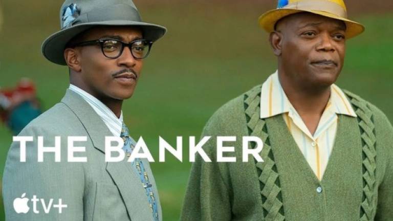 La película de Apple TV+ 'The Banker' es protagonizada por Samuel L. Jackson (d) y Anthony Mackie.