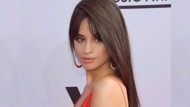 La cantante cubano-estadounidense se lanzó al estrellato al participar en el programa The X Factor.
