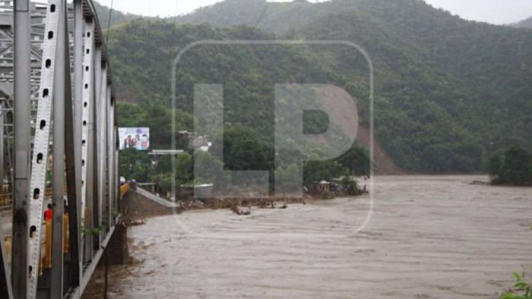 El Valle de Sula permanece en alerta roja por las últimas inundaciones derivadas de la creciente de cinco ríos.