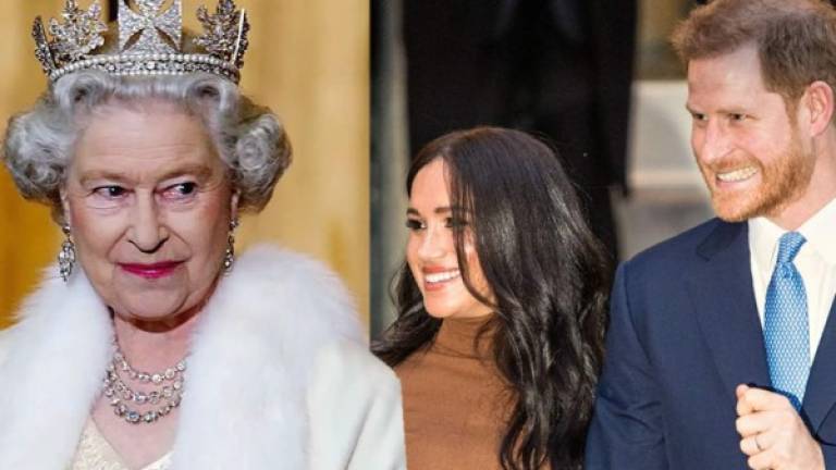 La reina Isabel II buscará un nuevo rol para los duques de Sussex ahora que estos renunciaron a sus funciones como miembros de la familia real.