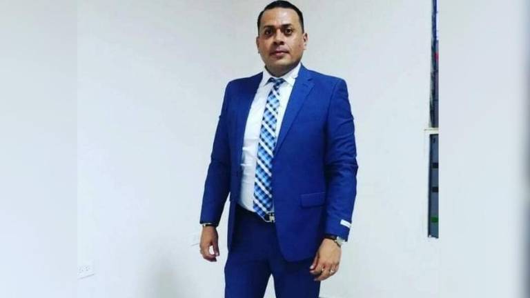 Imagen del vida del catedrático Anuar Augustín Osorio Bonilla.