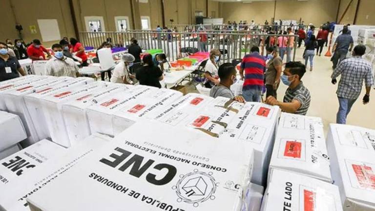 Sigue el escrutinio de votos en los diferentes niveles electivos en el país.