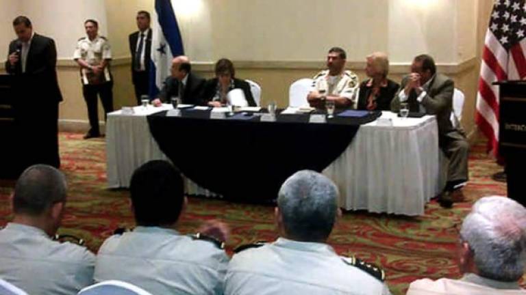 A la reunión de este martes asistieron varios oficiales de las Fuerzas Armadas de Honduras y del Comando Sur de Estados Unidos.