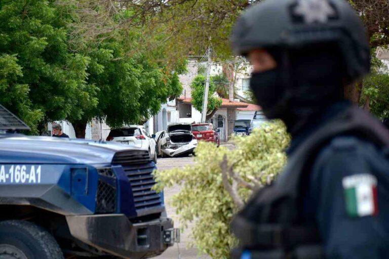 Sicarios matan a Rubí Jiménez frente a una floristería