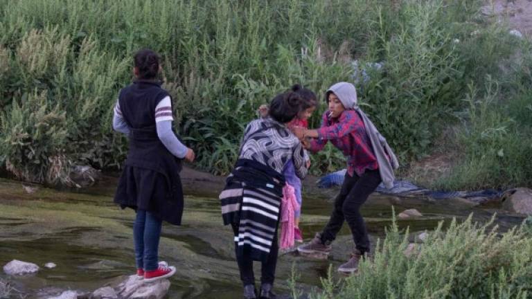 EEUU afronta la llegada masiva de inmigrantes a la frontera sur tras la suspensión de la separación de familias./AFP.