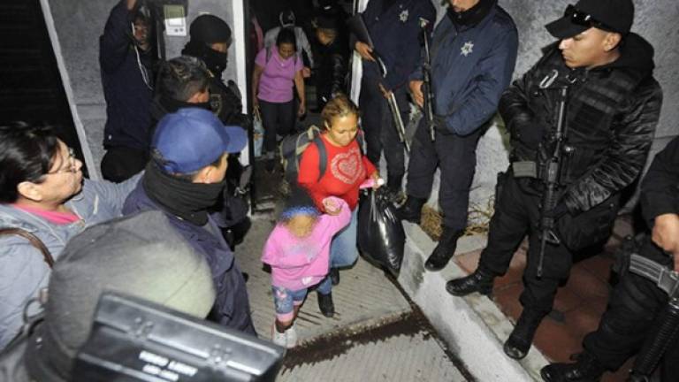 Entres los privados de su libertad habían mujeres y niños centroamericanos. Foto tomada de excelsior.com.mx