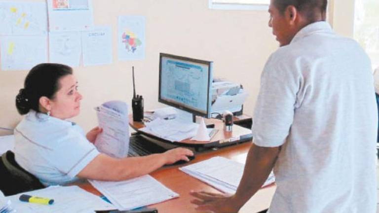 Pueden poner sus quejas a través de Internet.