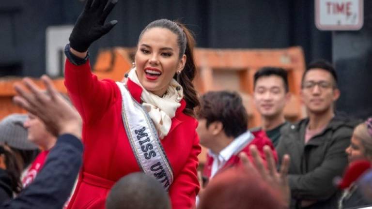 La reina de belleza filipina Catriona Gray entregará la corona del Miss Universo este 08 de diciembre. EFE.