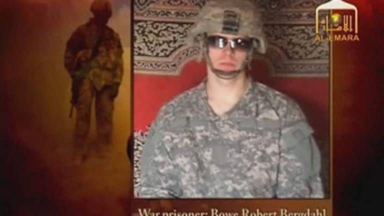 El sargento Bowe Bergdahl, fue capturado el 30 de junio de 2009 en Afganistán y los talibanes habían difundido varios videos para demostrar que estaba vivo.