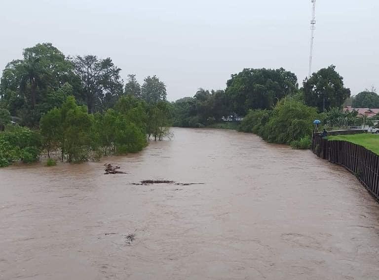 Cortés, en alerta roja por los estragos de la tormenta Sara en Honduras