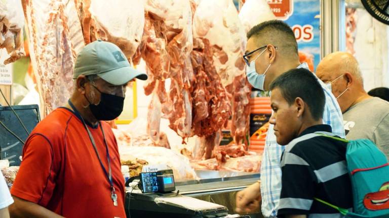 Las carnes son las que mayor incremento reflejan en su costo desde hace meses. Foto: Amílcar Izaguirre.