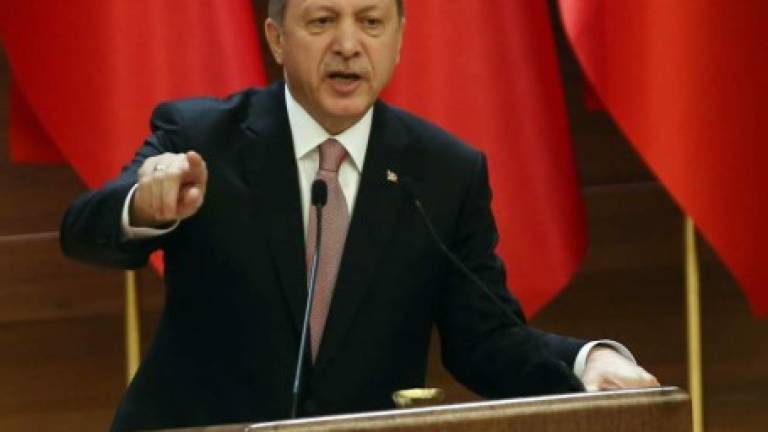 El presidente turco, Tayyip Erdogan, dijo que si un avión volviera a violar su espacio aéreo harían lo mismo. afp