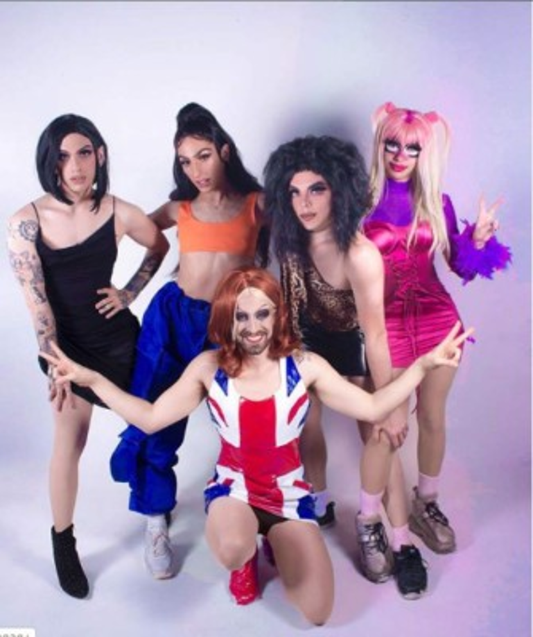 <br/><br/>A pocas horas después de que sonara el nombre de Alberto Fernández como nuevo presidente de Argentina, trascendió la historia de su hijo Estanislao, quien causa furor en la red social Instagram por sus fotos. Seguramente escucharemos más del personaje e hijo de Alberto Fernández nuevo presidente de Argentina.