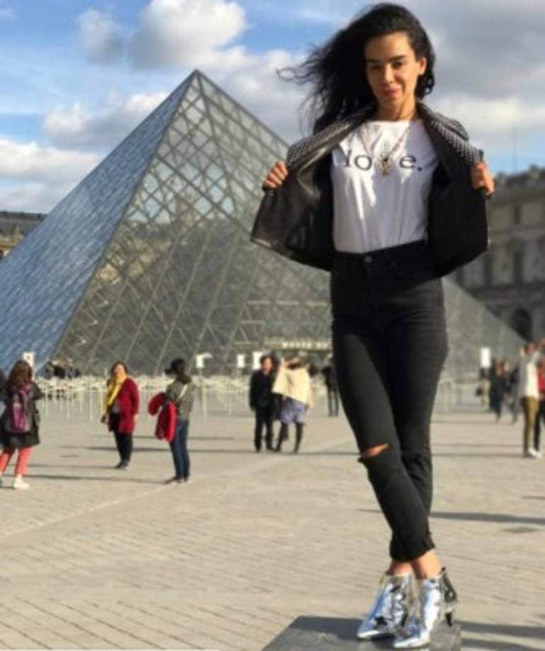 Yudy también comparte fotos de sus viajes, como éste en París.