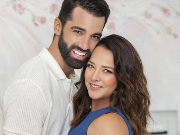 Toni Costa y Adamari López fueron pareja por aproximadamente 10 años.