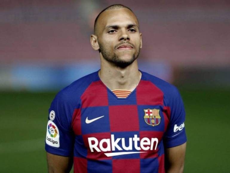 Martin Braithwaite - El danés empezó cumpliendo con creces el objetivo por el que fue fichado cuando las opciones, por la nueva lesión de Ousmane Dembélé, eran muy escasas. Pero desde el primero momento los 18 millones de euros pagados al Leganés tenían como objetivo una venta posterior. El danés no ha tenido sitio con Luis Suárez recuperado. De azulgrana ha jugado 11 partidos en la Liga y apenas marcó un gol.