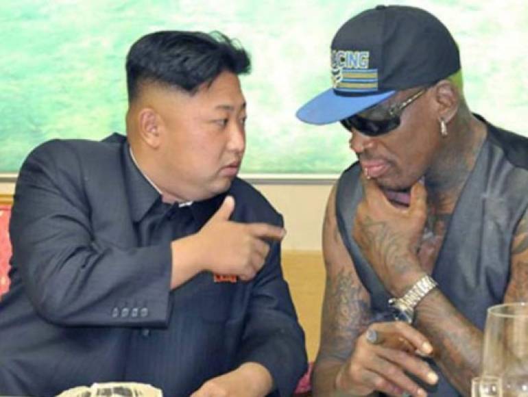 El contacto entre Rodman y el mandatario norcoreano no quedó ahí, pues ambos acabaron pasando la velada juntos. Una velada que, según Rodman ha referido, consistió en 'cenar, un poco de karaoke y vodka'.