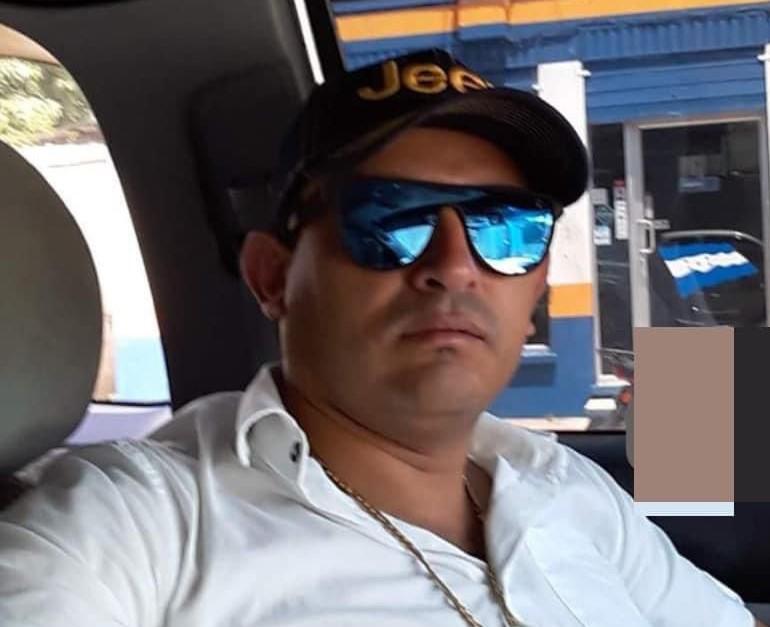 Fotografía en vida de Bayron Banegas, asesinado este sábado (5 de agosto) en Catacamas, Olancho (Honduras).