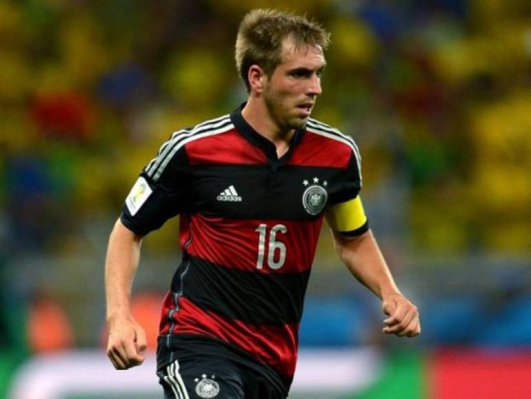 Philipp Lahm: El alemán fue el elegido como mejor lateral derecho, posición en la que conquistó el Mundial de Brasil 2014 .