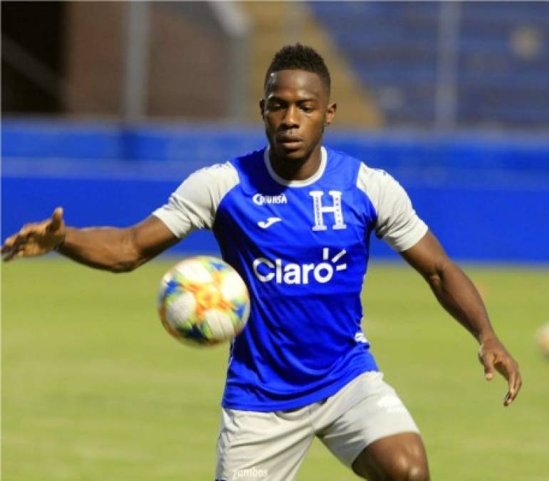 Maynor Figueroa: Es el hombre con más experiencia en la selección hondureña. A sus 36 años es el capitán del equipo nacional. Con Henry, serán la dupla central.