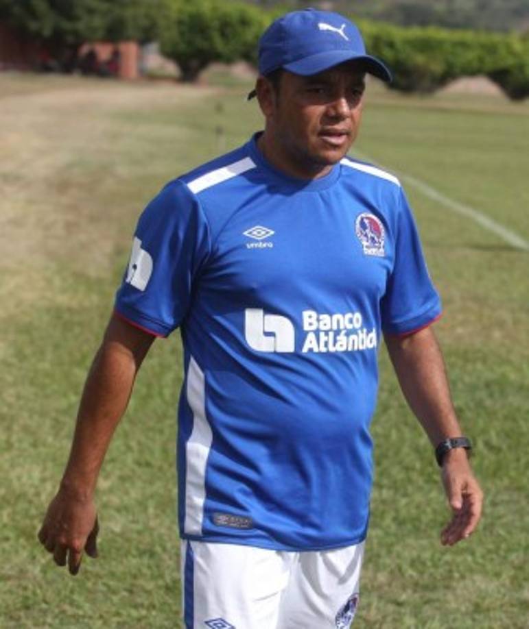 'La idea es que esta semana se incorporara, no sé si se ha trastocado la llegada de él, yo creo que durante esta semana Nahún nos lo dará a conocer, pero en este momento estamos contando con el plantel que tenemos', dijo Danilo Turcios sobre el rumor de que el argentino Miqueas ya no llegue al Olimpia.