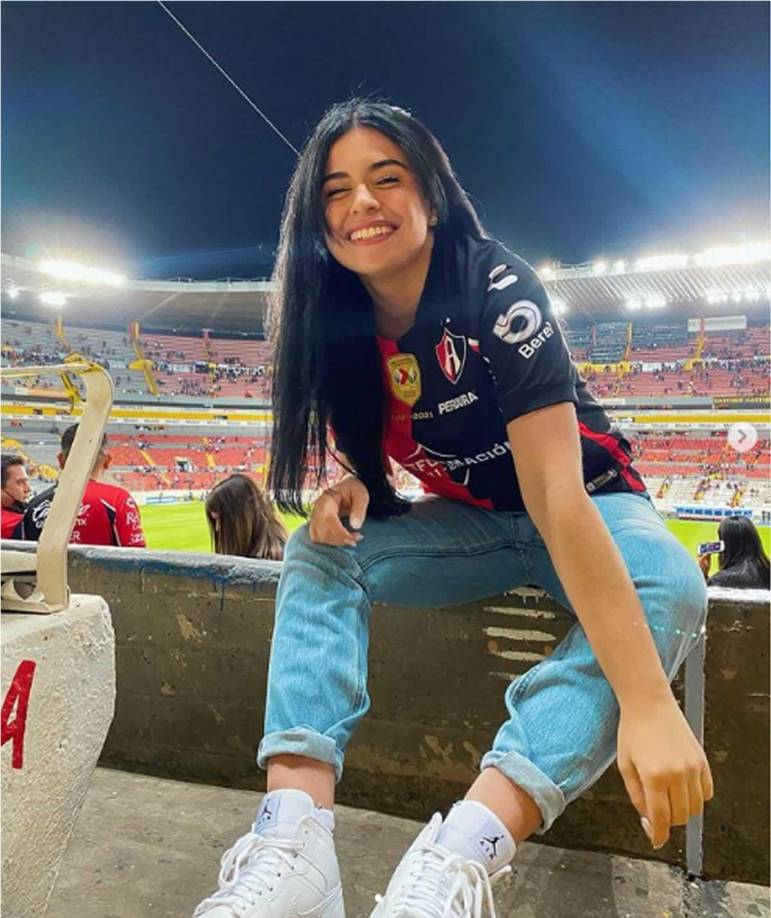 En su video, la joven aficionada del vigente campeón de la Liga MX mencionó que fue al partido a Querétaro acompañada de otras tres mujeres, entre ellas su mamá, y que fueron los minutos más terroríficos de su vida.
