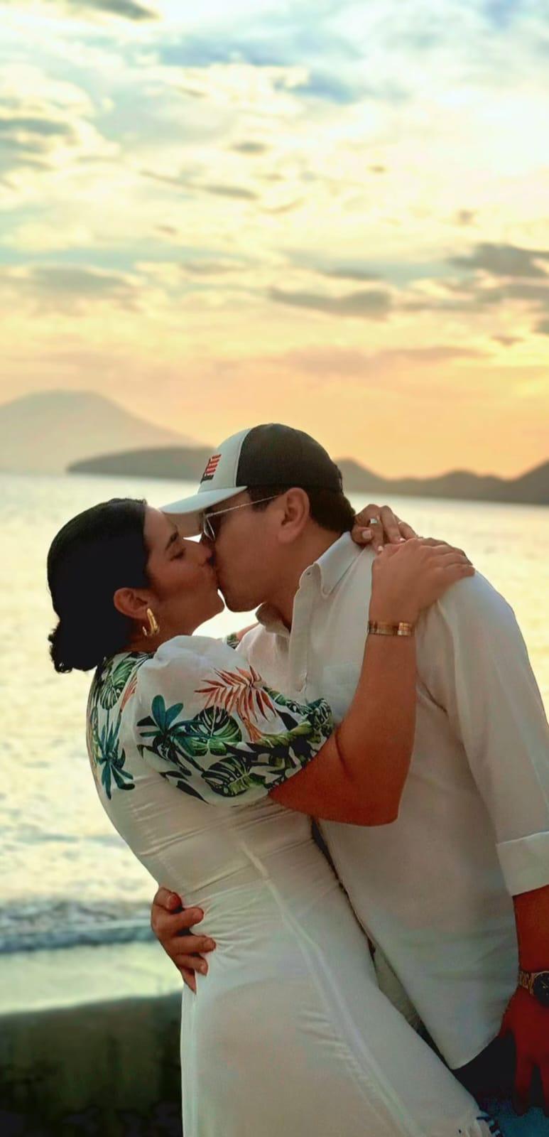 Ellas organizarían la despedida de soltera de Carolina Lanza