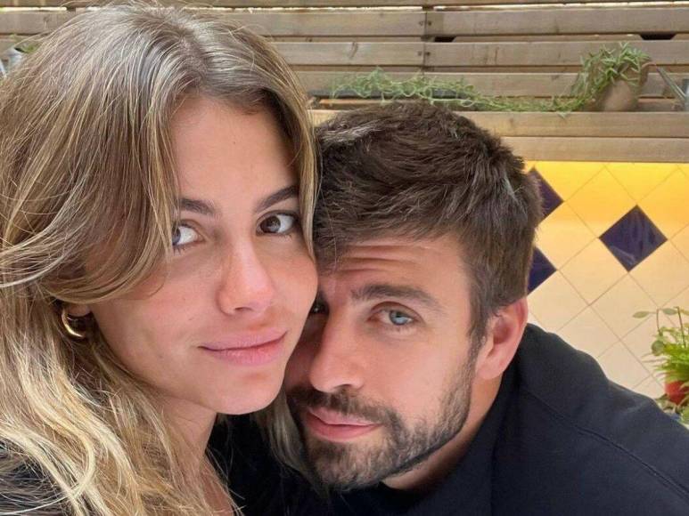 Recienteme Piqué publicó su primera foto oficial junto a Clara Chía.