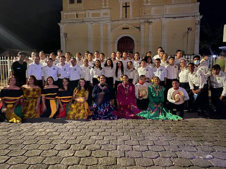 Chorotegas Latind Band busca rescatar la cultura y despertar el amor por la música en los jóvenes. 