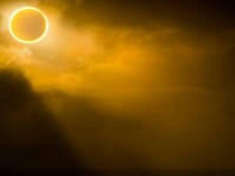 El experto en ciencia astronómica finalizó describiendo que debido a la oscuridad que presentarán por totalidad del eclipse solar en México, Estados Unidos y Canadá van a poder ver los planetas Mercurio, Venus, Marte, Júpiter y Saturno en los cielos.