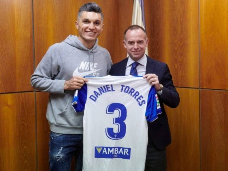 El Real Zaragoza ha cerrado la incorporación del centrocampista Daniel Torres por lo que resta de temporada, con una opción de compra por otra campaña más. El jugador llega libre, tras haber rescindido su contrato con el Deportivo Alavés.