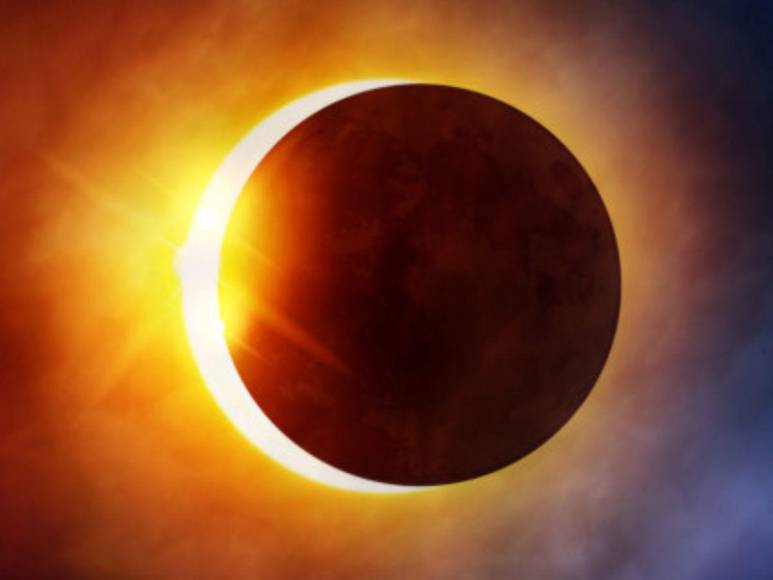 El experto en astronomía compartió que en Honduras el eclipse solar solo será visible en una parcialidad del 44% y comenzará a eso de las 11:18 am, llegando a su máximo a las 12:26, su duración será de dos horas 16 minutos.