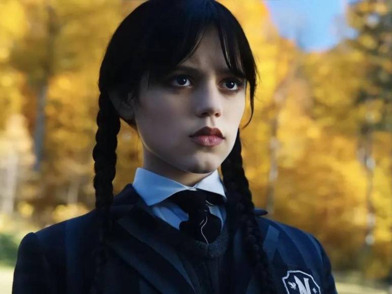 Tras el estreno de Merlina, cientos de usuarios han mostrado interés en conocer un poco más sobre la carrera de los actores que interpretan a los personajes de la nueva adaptación de Netflix sobre Los Locos Addams, incluyendo su apariencia sin caracterización.